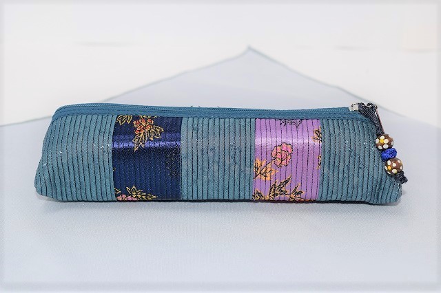 ◆韓国雑貨◆可愛い三角柱のペンケース◆ディープグリーン◆拍卖