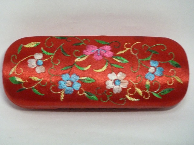 ◆韓国雑貨◆刺繍入りメガネケース◆レッド◆拍卖