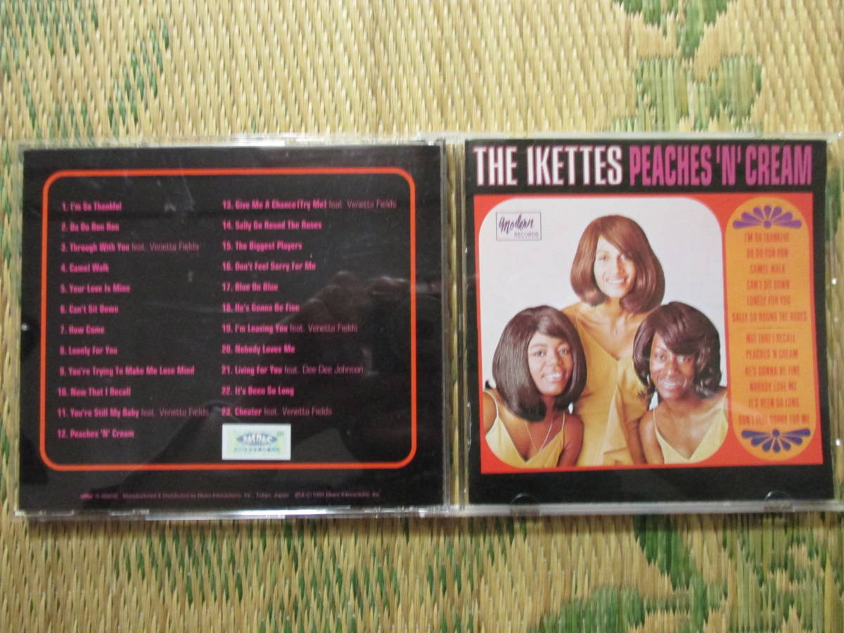 CD The Ikettes「PEACHES 'N' CREAM」国内盤 PCD-3046 帯無し 盤に軽いかすり傷多め ジャケットに色落ち 解説に経年変化で黄ばみ 全23曲拍卖