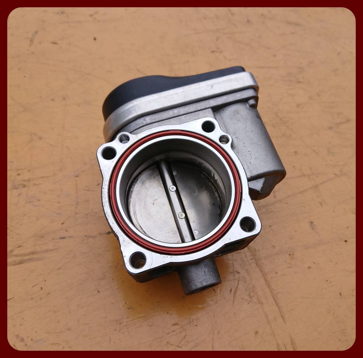◆ BMW E90 2007年 320I スロットルボディ 13541439580-06 1354 1439580 408238425005  A-1344拍卖
