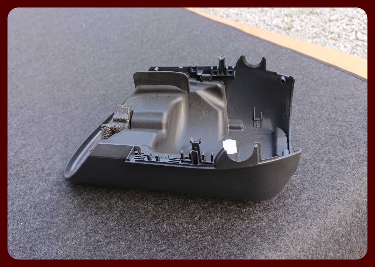 BMW e90 320i コラム ロア カバー 61316950262 -01 6131 6950262 A-1511拍卖