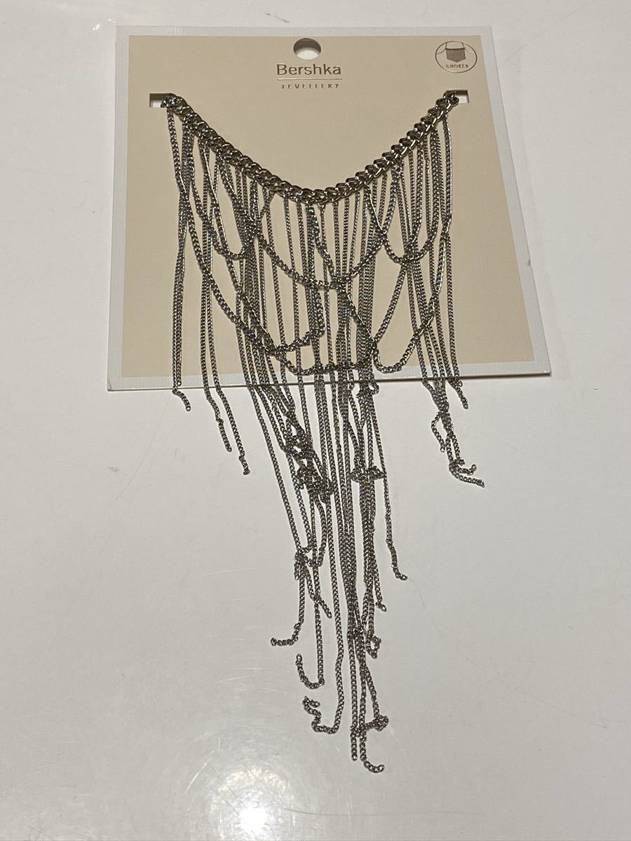未使用品!Bershka ベルシュカ チェーンチョーカー アクセサリー 衣装 コスプレなどに拍卖
