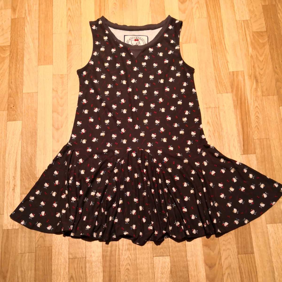 LDS×Hello Kitty ノースリーブワンピ拍卖