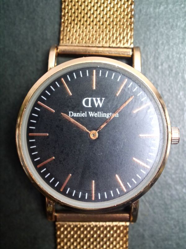 ダニエルウェリントン Daniel Wellington クォーツ 2針 純正ベルト 6760 男性用 メンズ 腕時計 aa552 稼働品拍卖