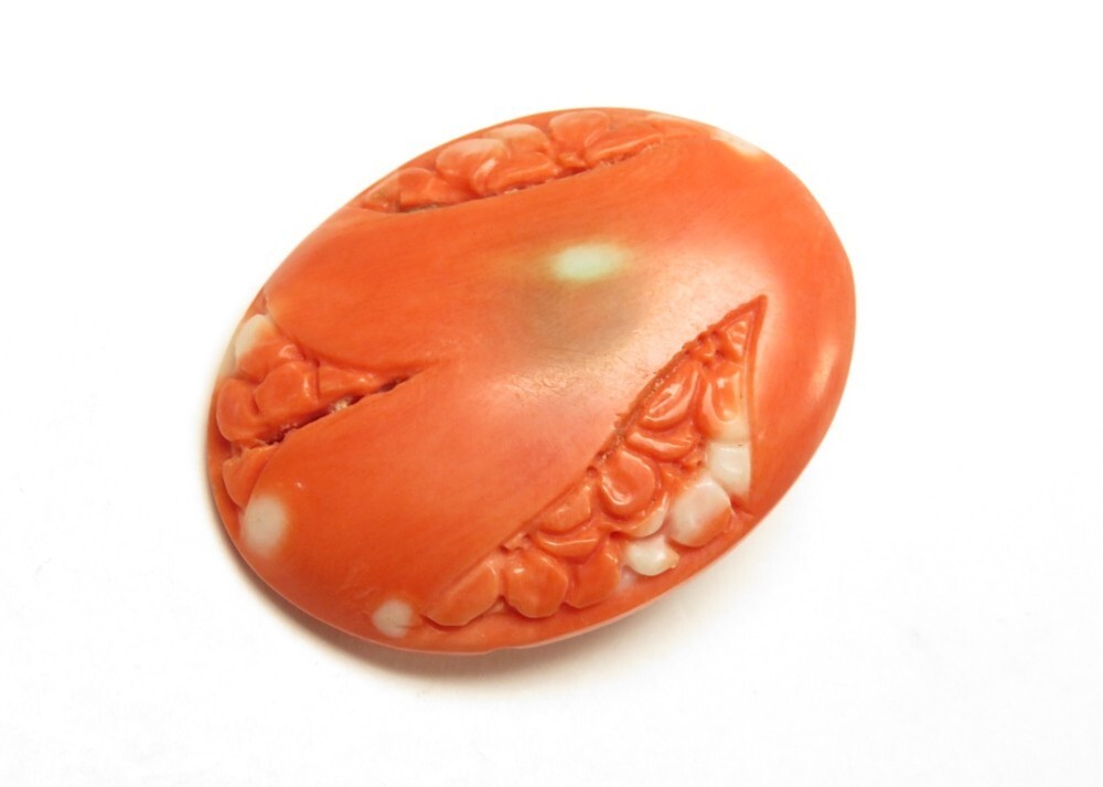 【10031】和装小物 大正・昭和 帯留め 珊瑚 花彫(初品・買取品)拍卖