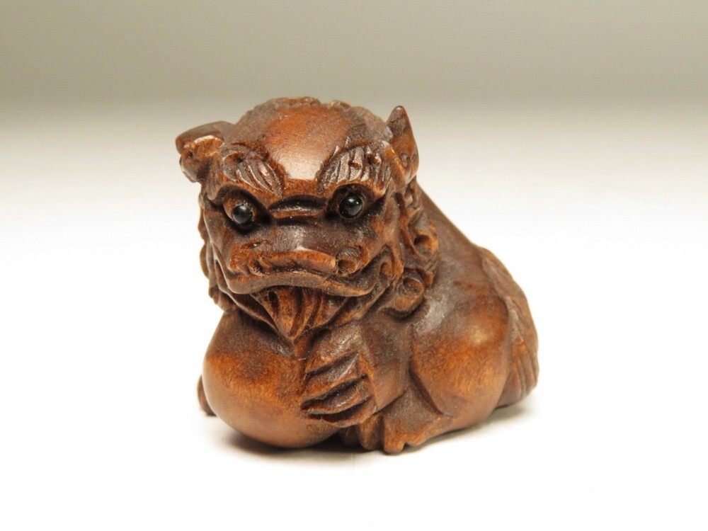 【9763】明治期 堤物 玉獅子 根付(初品・買取品)拍卖