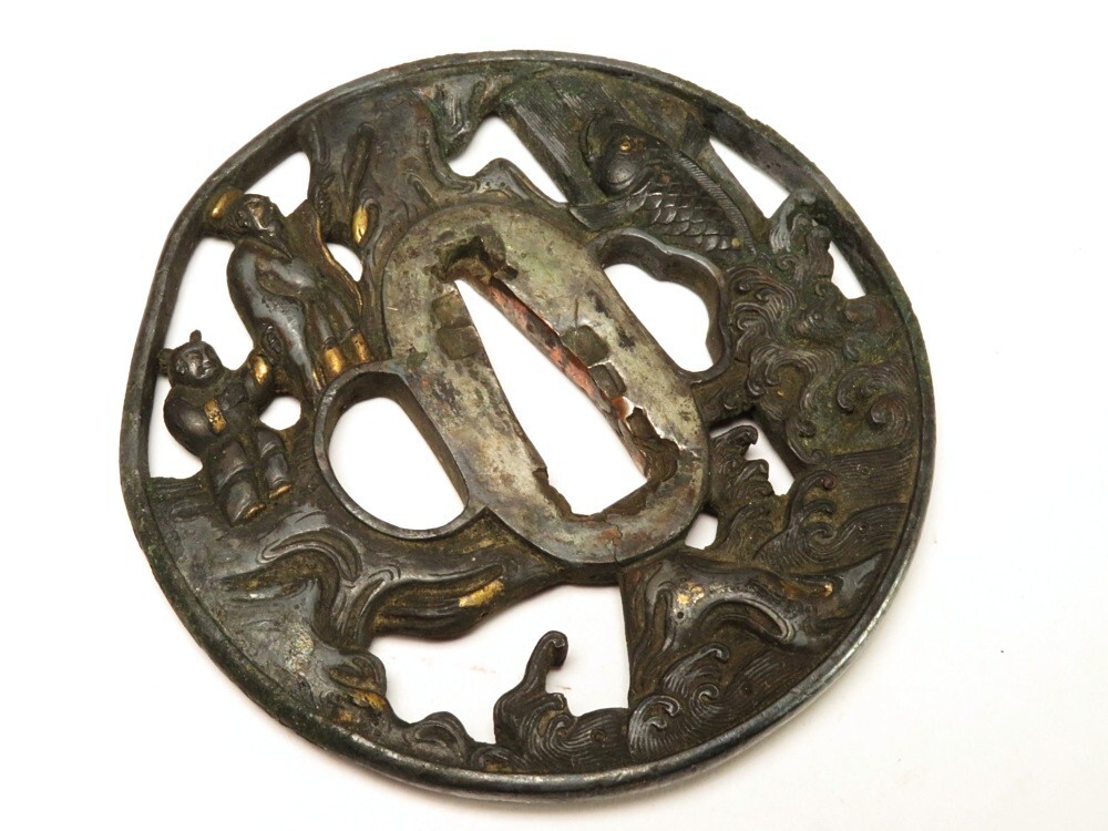 【9778】江戸~明治 刀装具 人物 鯉 彫金 鍔(初品・買取品)拍卖