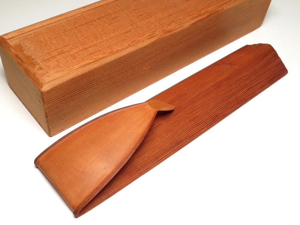 【9969】煎茶道具 松 笹彫 茶合(初品・買取品)拍卖