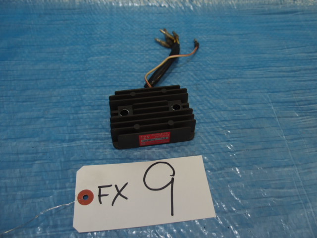 Z400FX E4 kawasaki レギュレター 当時物良品部品多数 1台車両ばら売り拍卖