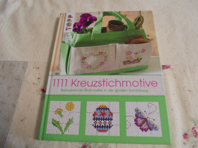 洋書ドイツクロスステッチ 1111モチーフ 花 鳥 アニマル キッチン ガーデン 昆虫 ペット スイーツ ガーデン他拍卖