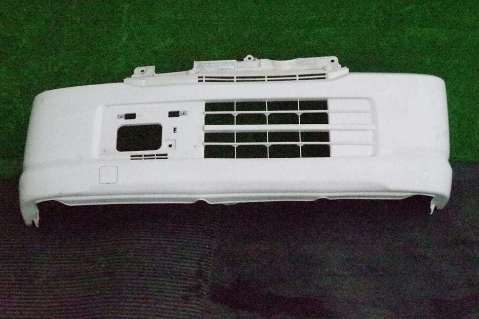 スズキ エブリィ DA64V フロントバンパー (ホワイト)拍卖