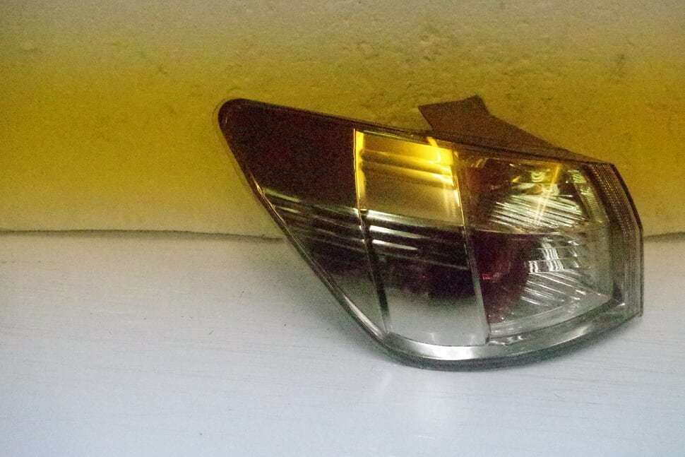 トヨタ カルディナ ZZT241W テールランプ 左拍卖