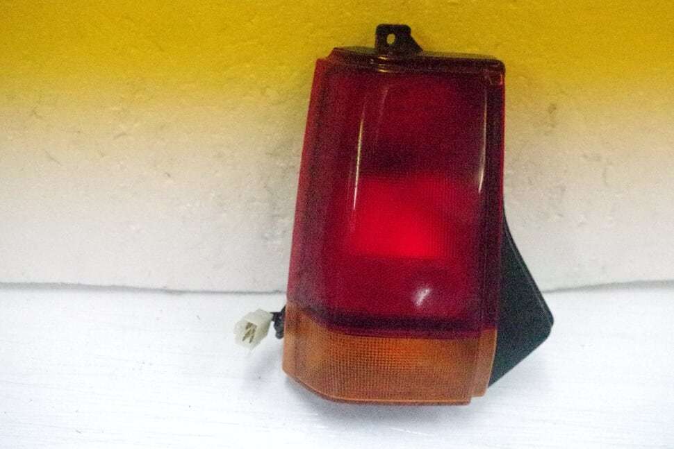 スズキ アルトワークス CL/CR系 テールライト 左 TOKAIDENSO RR025拍卖