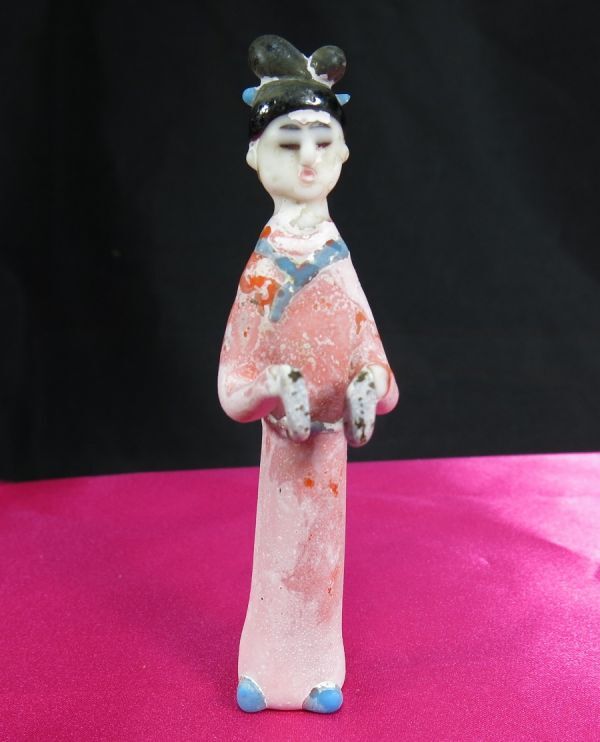 ④e 唐代硝子製婦人俑 唐時代 遺跡発掘品 中国 / 副葬品 墳墓 シルクロード 明器 埋蔵文化財 素焼き 洛陽 陶器 拍卖