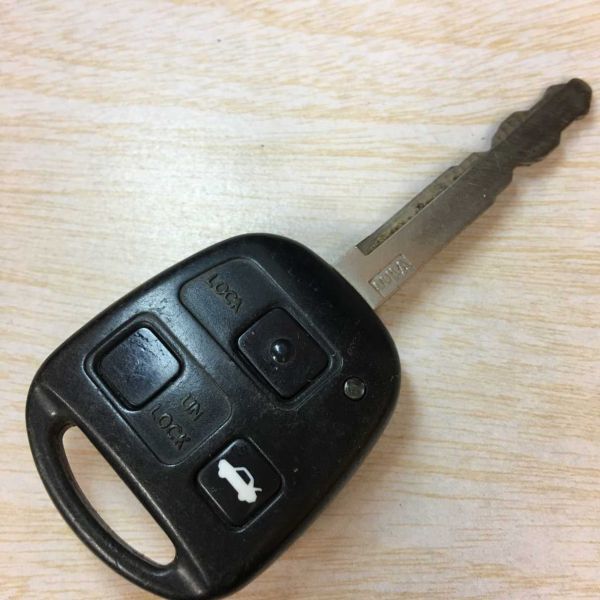 TA9277 トヨタ 20040基盤 純正 キーレス 3ボタン リモコン アリスト セルシオ プログレ等トランクボタン拍卖