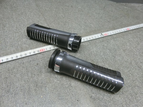 ハーレーダビッドソン スポーツスター ダイナ 1996- ツーリング ソフテイル 1996-2007 純正 X2 グリップ 左右拍卖