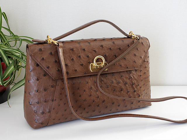 ★送料込み!美品 購入時22万円 日本製 高級オーストリッチ 茶色 2WAY ハンドバッグ(ショルダーにも)拍卖
