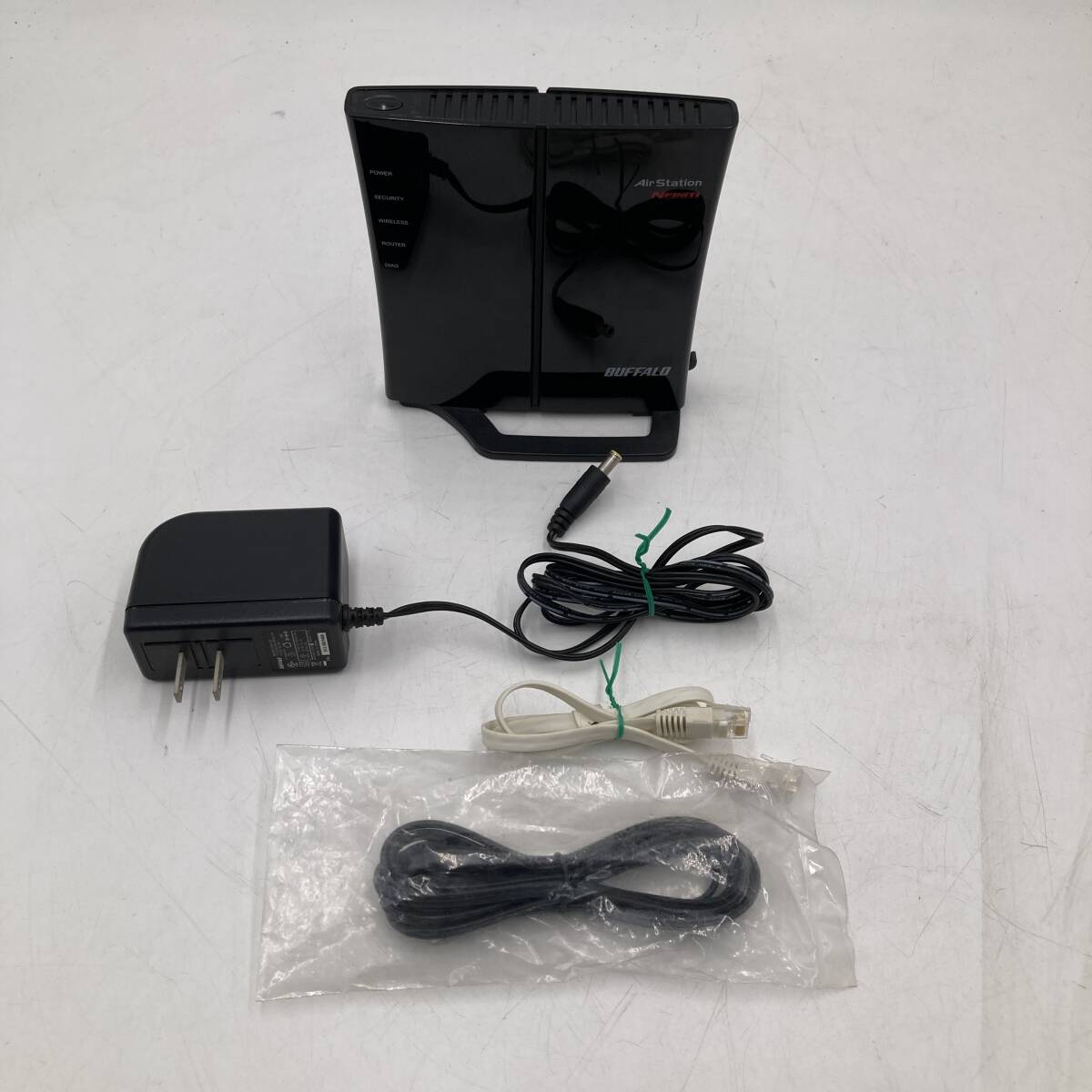 BUFFALO/バッファロー WiFi WHR-G300N ルーター 黒/ブラック ACアダプター LANケーブル2本 通電確認済 1点拍卖