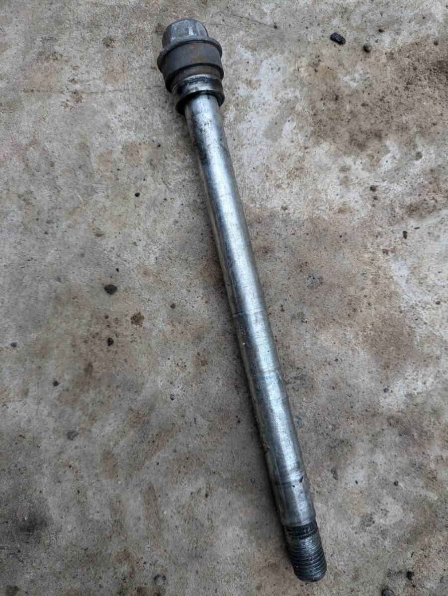 FZR250R 3LN フロント アクスルシャフト拍卖