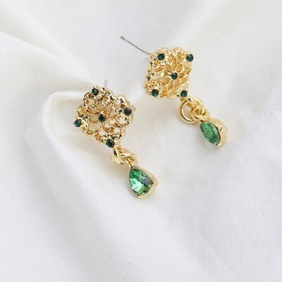 ピアス ゴールド エメラルド S925 ポスト チャーム ファッション 高品質 レトロ 水滴 豪華 エジプト 金 グリーン 緑 #C802-7拍卖
