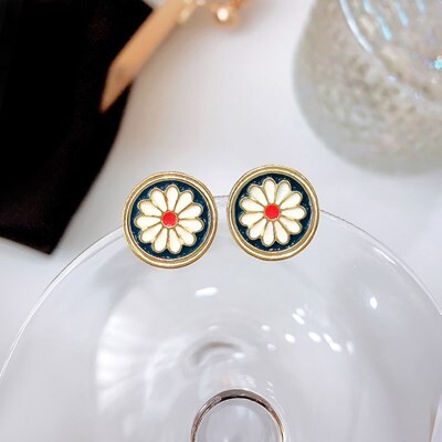 ピアス サークル マーガレット S925ポスト レトロ エレガント 韓国 かわいい ヴィンテージ 花 エナメル ラウンド 釉薬 #C872-2拍卖