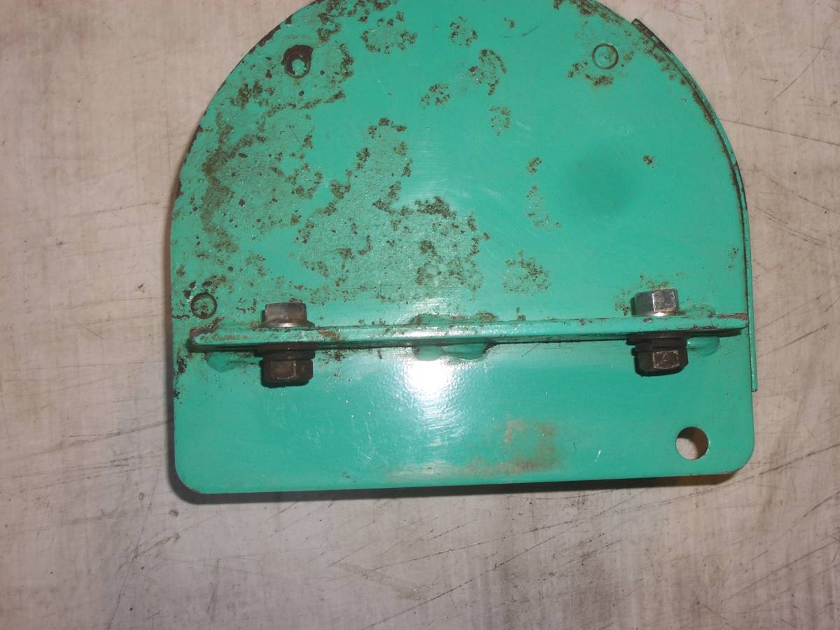 バロネスハンマーナイフHMA80 ミッションプーリーカバー、ベルトストッパー兼用拍卖