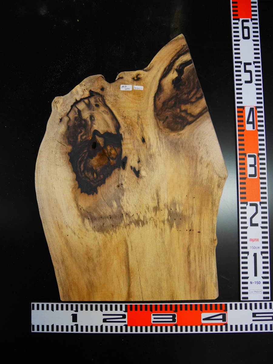 b0040219☆約厚1.6cm 黒柿●白☆無垢板1枚板 木材 板 DIY 板材 天板 棚板 テーブル 看板 花台など種類豊富!拍卖