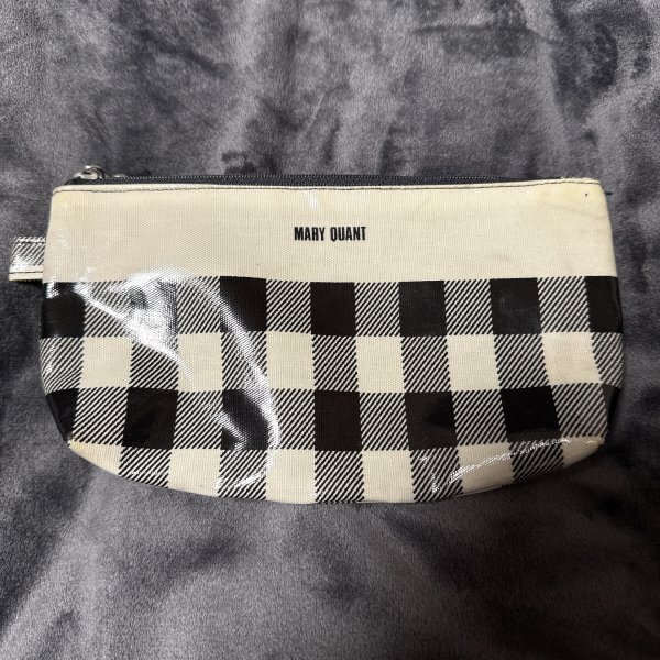 【訳あり品】MARY QUANT マリークワント ポーチ コスメポーチ 化粧ポーチ ブラック×ホワイト アクセサリーポーチ 小物入れ拍卖