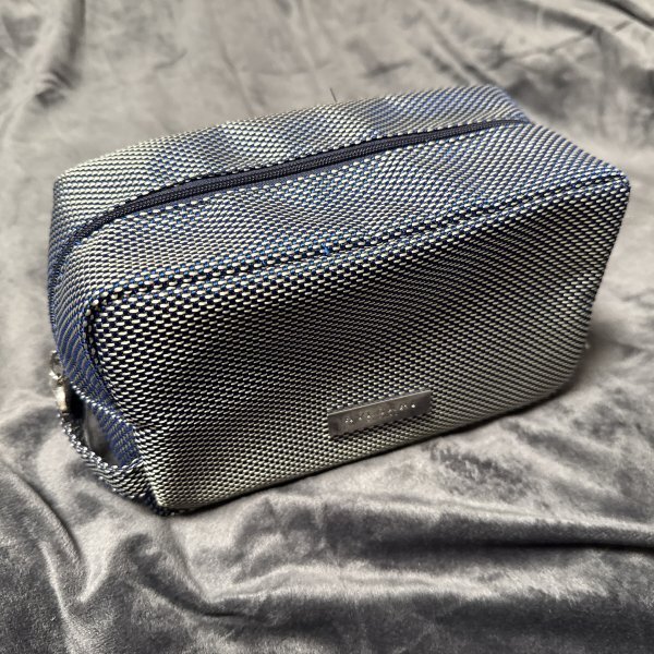 【未使用品】BVLGARI ブルガリ ポーチ 限定品 コスメポーチ 化粧ポーチ拍卖