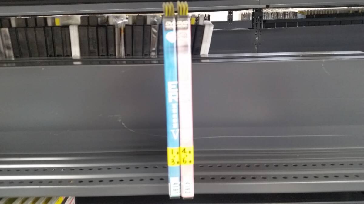 YD7813 DVD【ER 緊急救命室 V (6枚セット)】☆(出演アンソニー・エドワーズ他)☆現状渡し※ケース無し発送※ジャケット破損有り拍卖