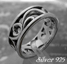 シルバー925銀の透かしトライバル リング/13号ラスト1個拍卖