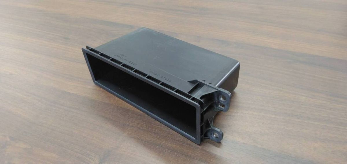 【トヨタ】【ステレオオープニングカバー】【55521-37020】(中古)?【福岡県久留米市】LP07-17136拍卖