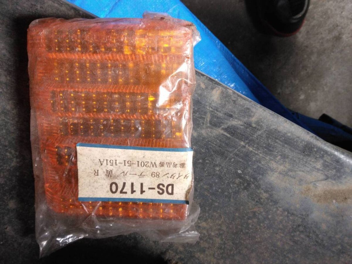 ウィンカーレンズ 左 DS-1170(中古)【福岡県久留米市】LP07-11871拍卖
