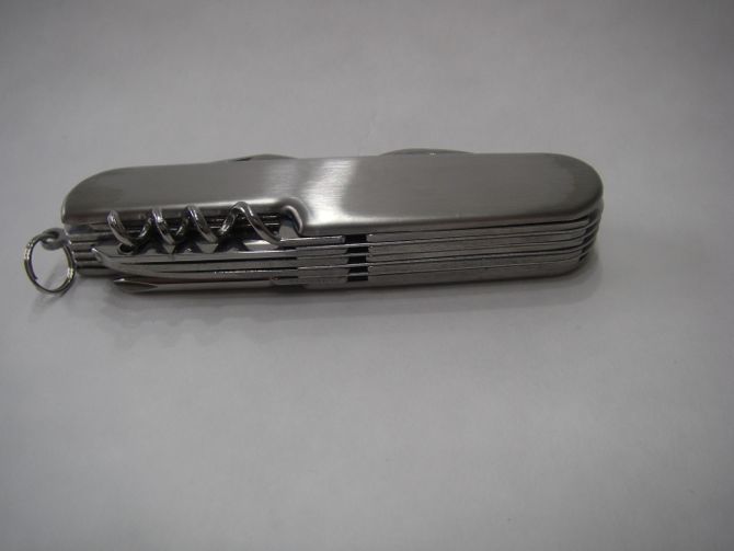 83 あると便利!14徳万能ナイフ ステンレスツール 新品未使用 アウトドア 防災拍卖