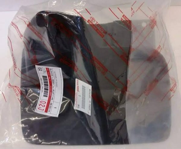 ●未使用 TOYOTA トヨタ HDJ101 UZJ100 100 ランドクルーザー ランクル 純正 マッドガード ASSY フロントフェンダー 左右セット★ RH LH拍卖