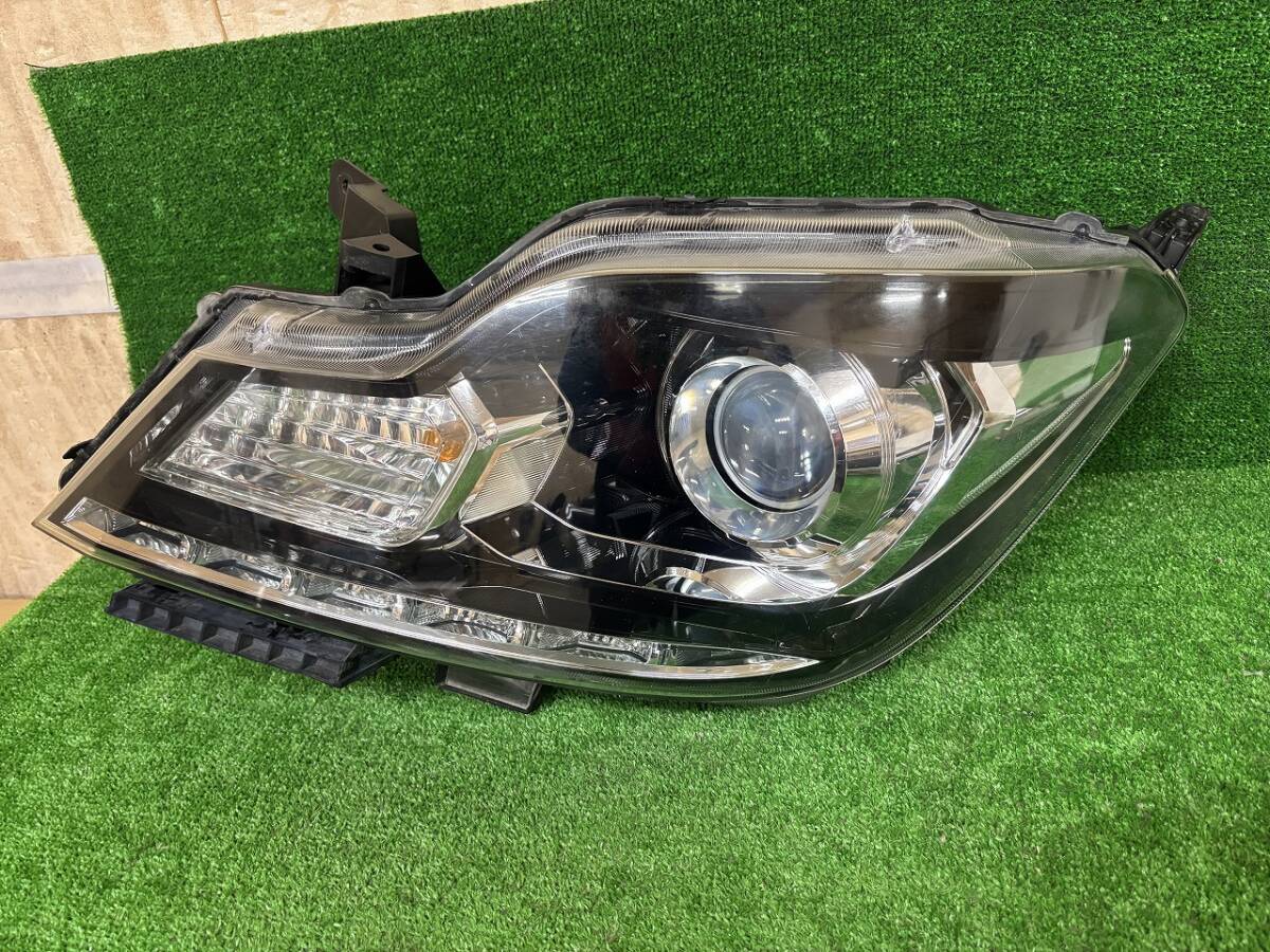 ★☆ソリオ バンディッド MA15S HID 純正左ヘッドライト KOITO 100-59273☆★拍卖