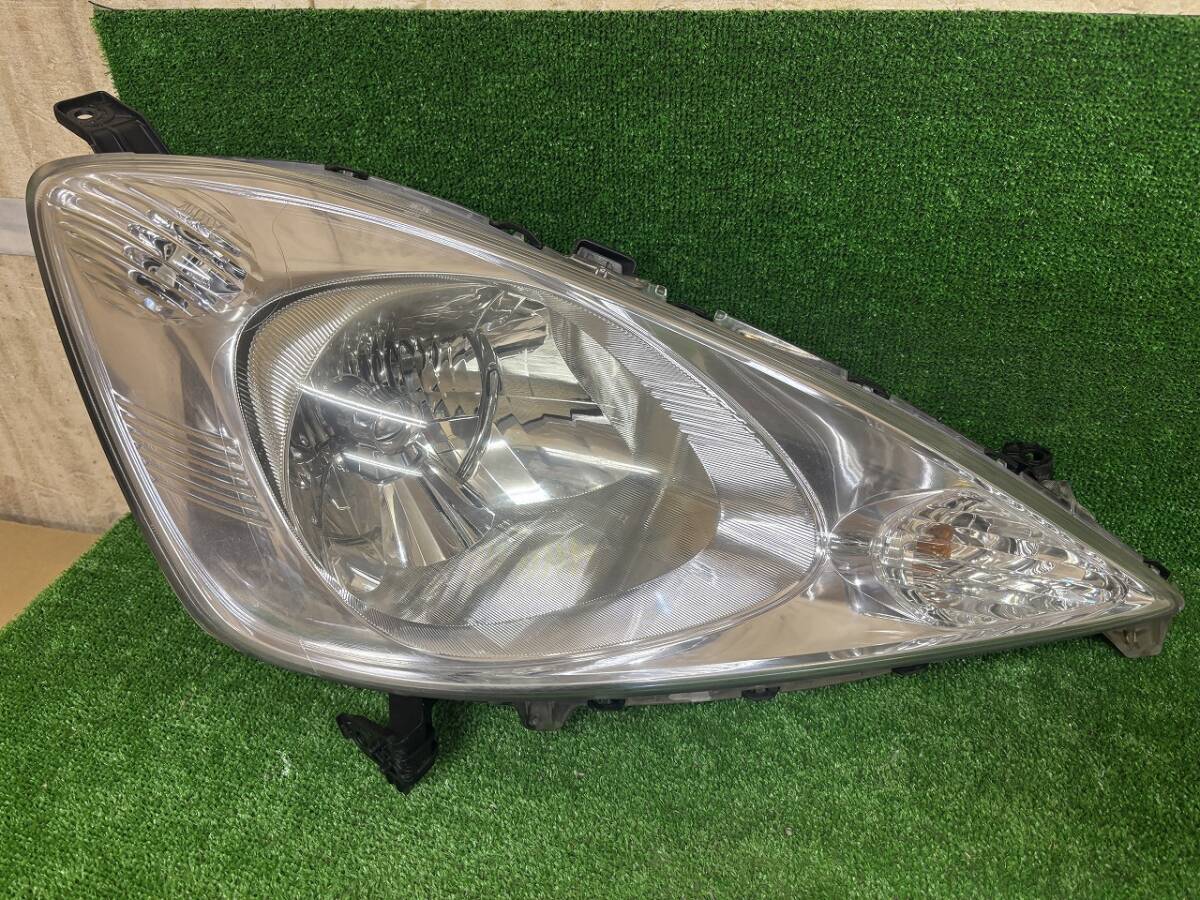 ★☆フィットシャトルHV GP2 前期 純正右ヘッドライト HID STANLEY P6869☆★拍卖