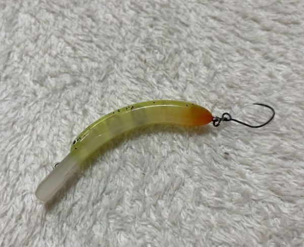 城峰釣具 九重ルアーズ オリカラ ココニョロ インジェクション ドMホーミーズ クリアブランクス ダブルリング仕様 クランク エリアトラウト拍卖