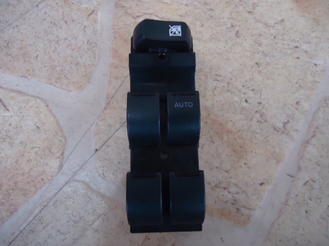 送料込み ピノ HC24S 20年式 パワーウインドウスイッチ 動作確認OK拍卖