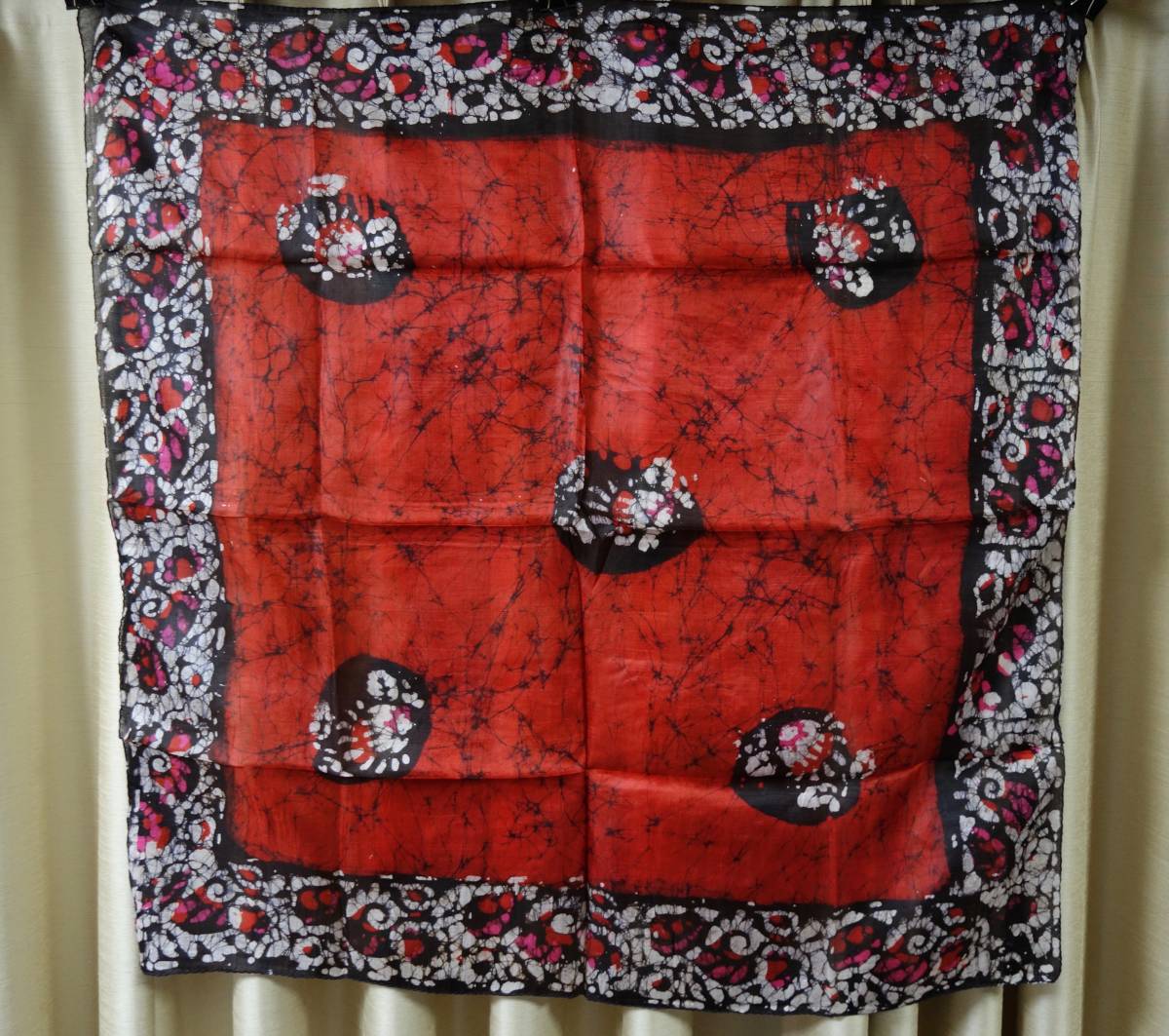 インド スカーフ ろうけつ染 シルク素材 薄手 赤拍卖