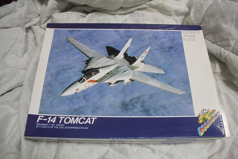 未使用 F-14 TOMCAT トムキャット USA パズル 1000 ピース 71-22 ビバリー ジグソーパズル アメリカ 空軍 戦闘機拍卖