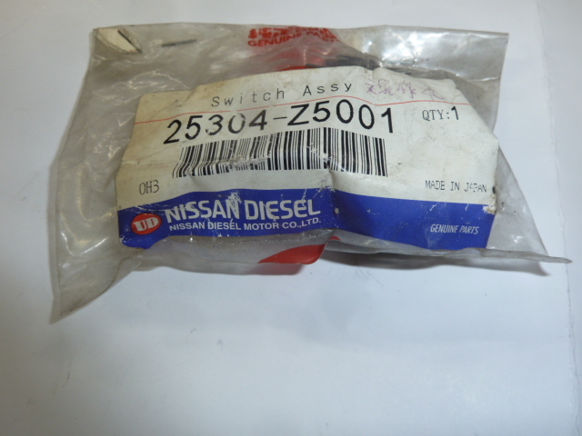 ■日産 純正 スイッチ ,PTO,インスト,キャブ エレクトリツク UD■拍卖