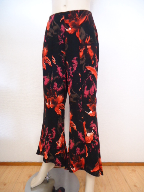 【KCM】Lily-2-1★タグ付新品★【Lily Brown/リリーブラウン】レディース フレアーラッフルパンツ サイズ:1(M) カラー:BK/RD拍卖