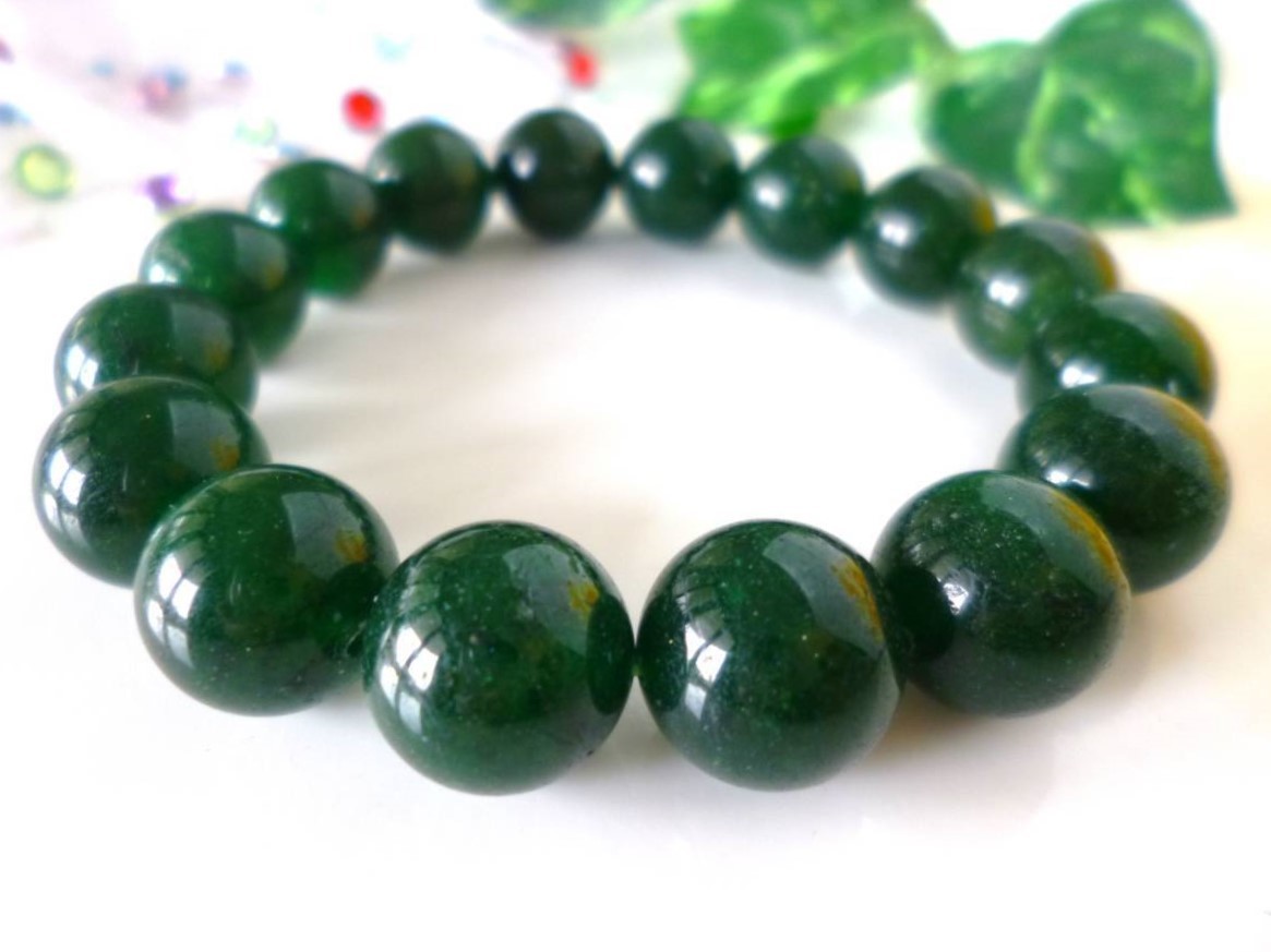 ☆穏やかな癒し★オーラの深呼吸★健康維持・促進☆森林浴☆ ☆インド産☆ヒマラヤアベンチュリン☆ ☆大珠12mm☆ ☆16cm☆拍卖