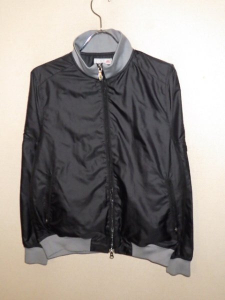 z8216MIZUNO★ミズノ★薄手★ナイロンジップジャケット★サイズM★半袖にも★激安拍卖