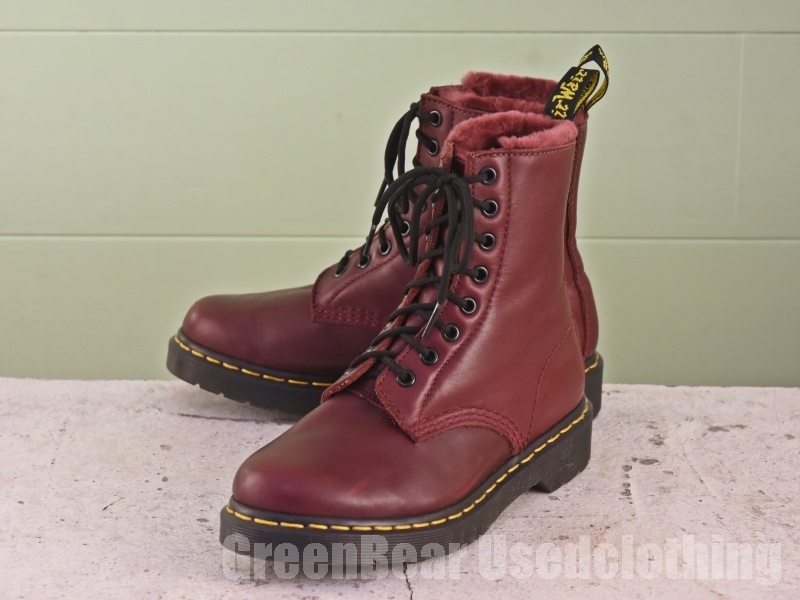 C197 レディース Dr.マーチン 8ホールブーツ インナーボア エンジ 37 23.5cm拍卖