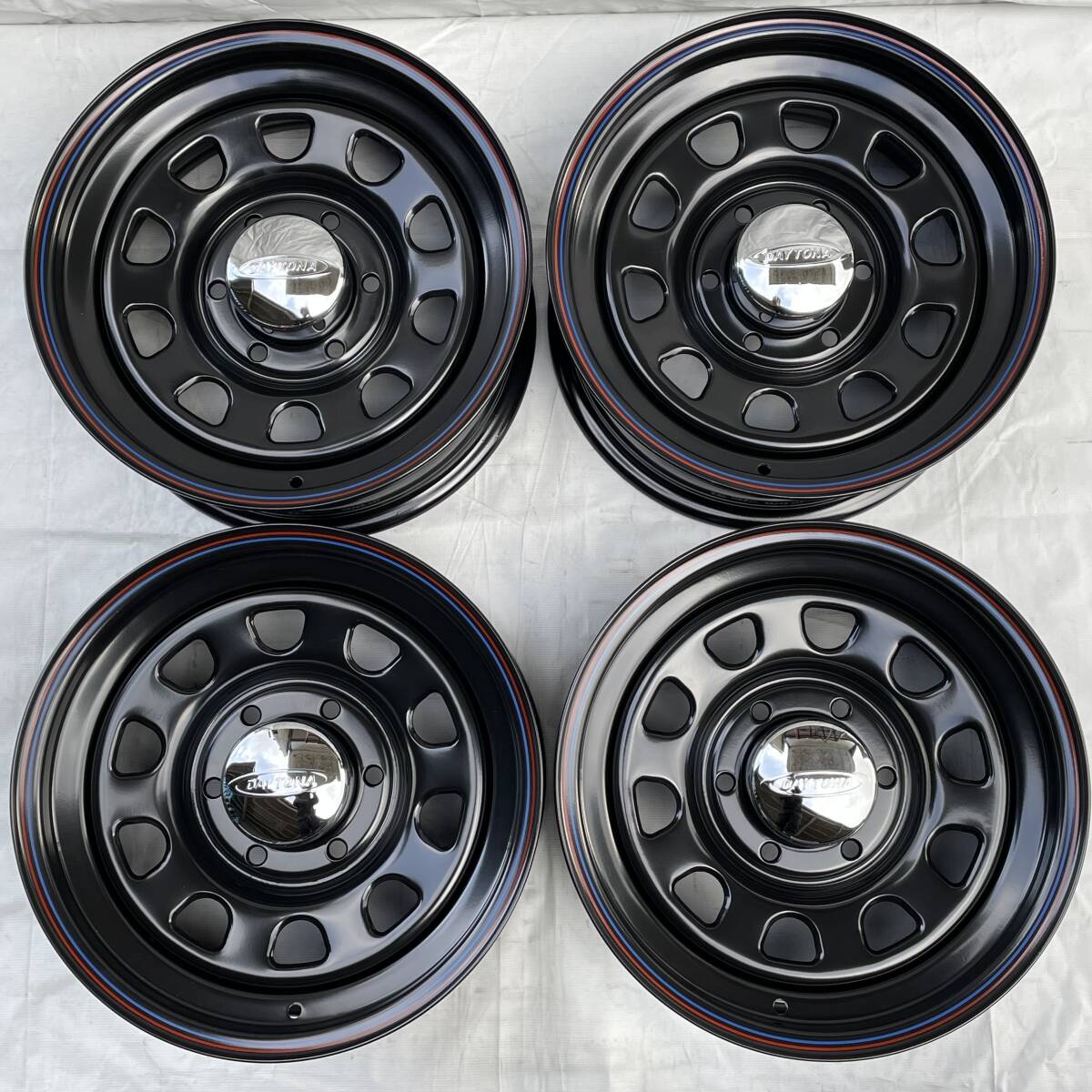 デイトナ ブラック 16-7.0J 6H139.7 +19 TOYO OPEN COUNTRY R/T オープンカントリー 215/65R16 ハイエース 200系 100系 01-0027拍卖