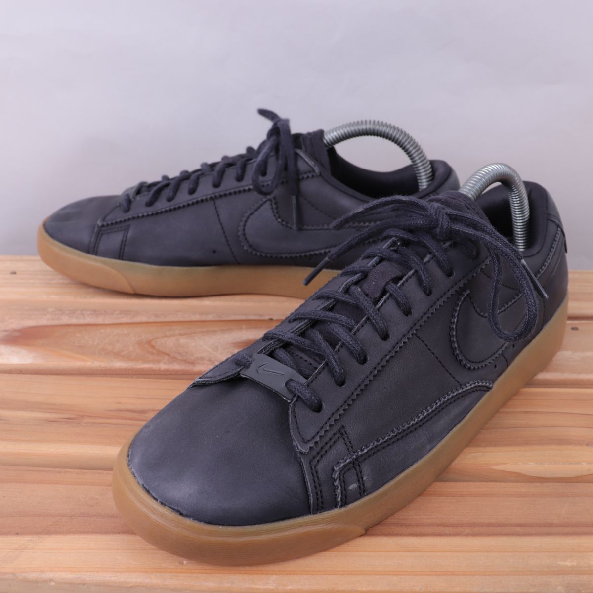 z9177 ナイキ ブレーザー ロー US9.5 26.5cm/チャコール系 NIKE BLAZER LOW ブレザー レディース スニーカー 中古拍卖