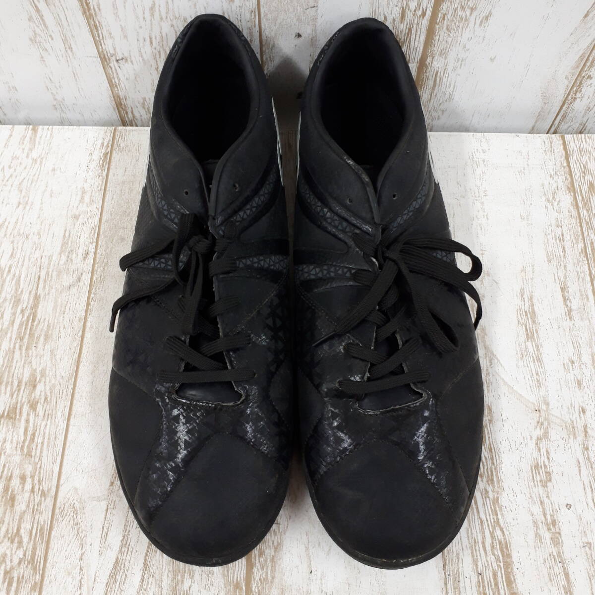 靴581-192♪【送料未定・約80~】UMBRO アクセレイター ゲイル SL TR トレーニング フットサルシューズ 29㎝ UTS5610BBS拍卖