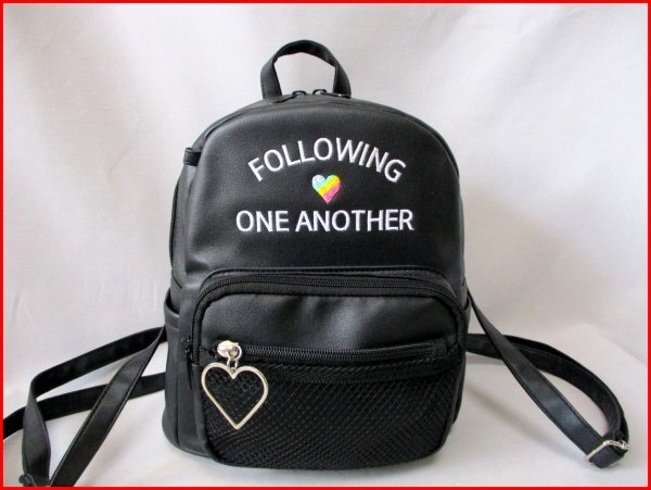 デイパック リュックサック◇BK 刺繍入 H26cm拍卖